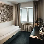 Freihof Am Roland Hotel 3*