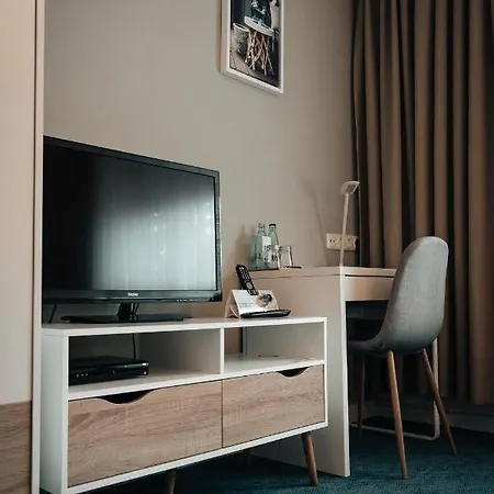 Otel Freihof Am Roland Wedel