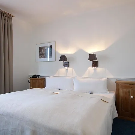 Freihof Am Roland 3*