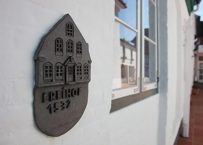 Hotel Freihof Am Roland 3*